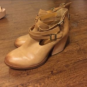 Kork ease booties